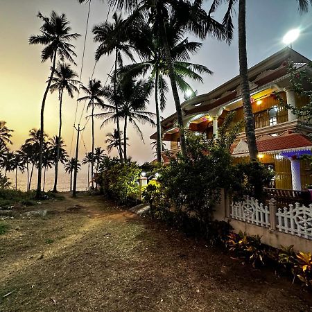Kovalam Beach House Buitenkant foto
